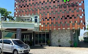 T Hotel Kualanamu